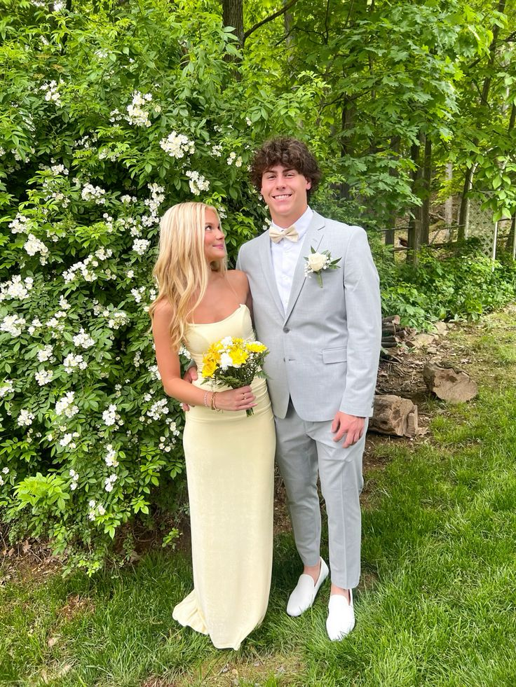 Robe de bal fourreau jaune, robe de soirée formelle J5408