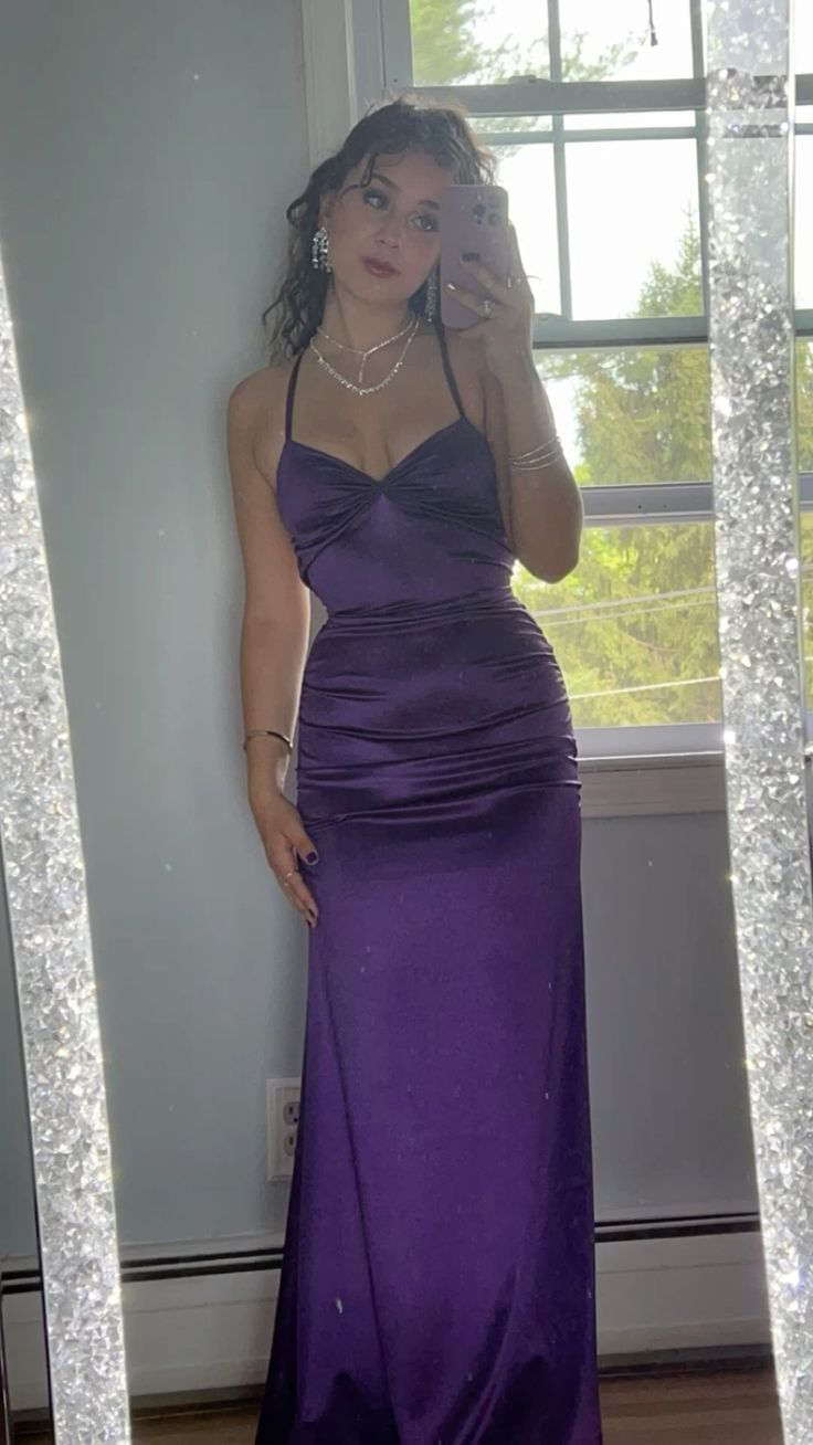 Robe de soirée fourreau violette longue en satin J5412