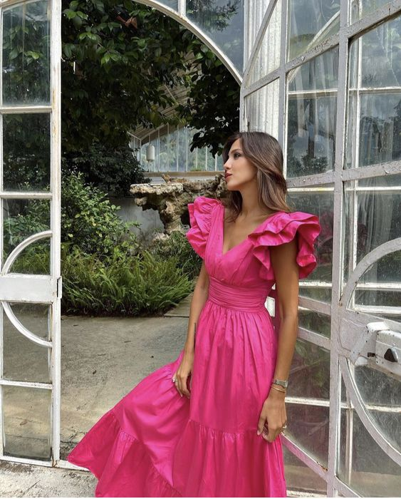 Robe de bal longue trapèze à col en V et robe de soirée J5420