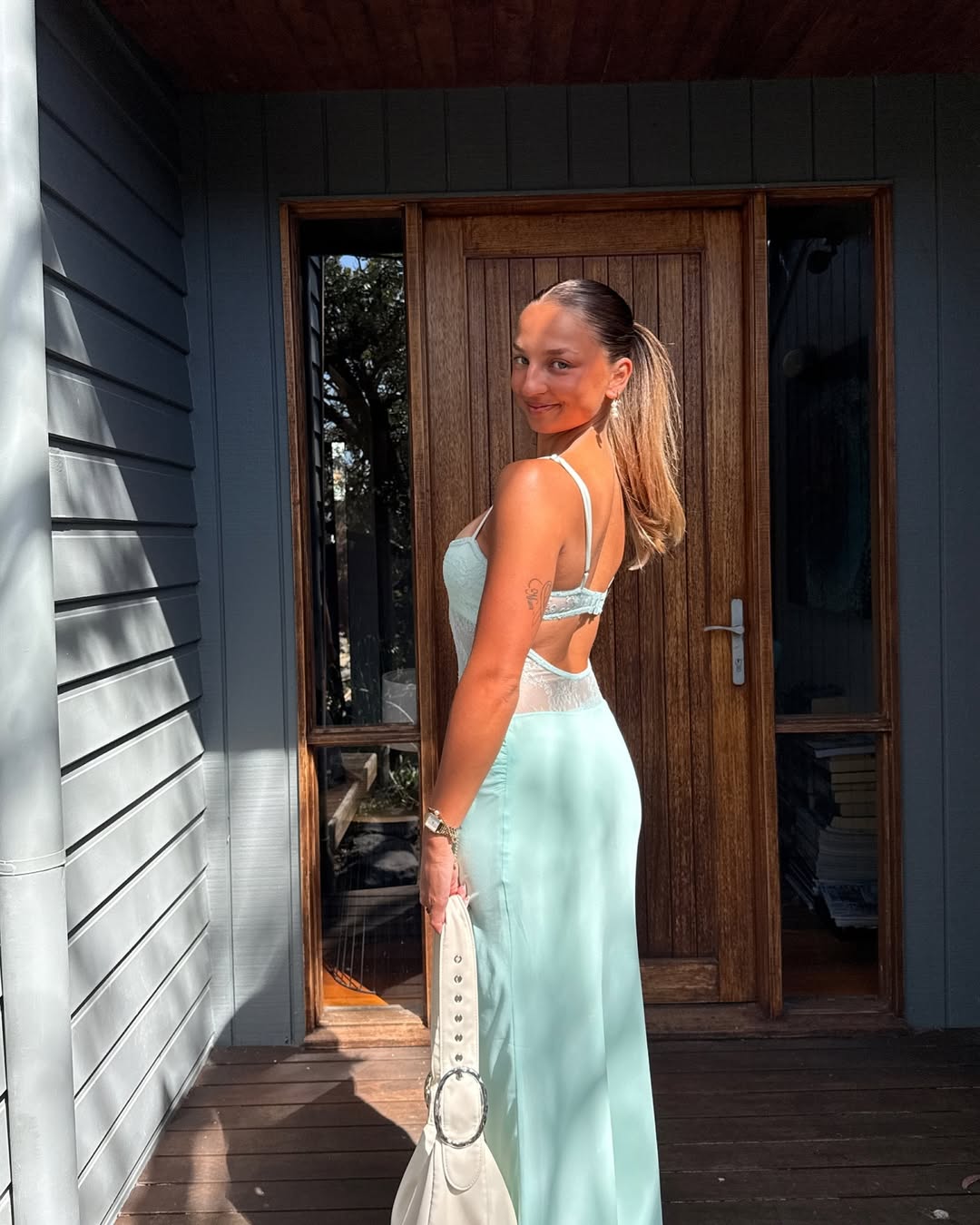 Langes Ballkleid in Tiffany-Blau mit Spaghettiträgern und Spitze, formelles Kleid J5564