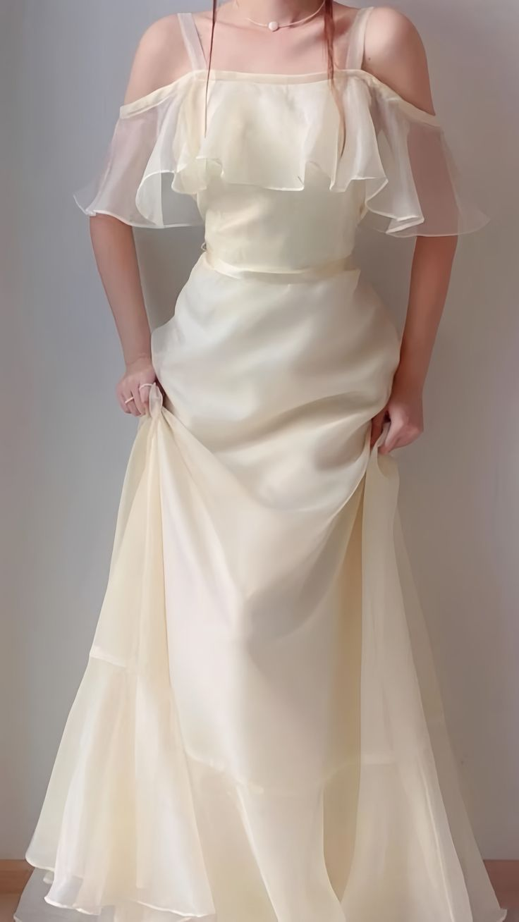 Schulterfreies Organza-A-Linien-Ballkleid, lang, J5629