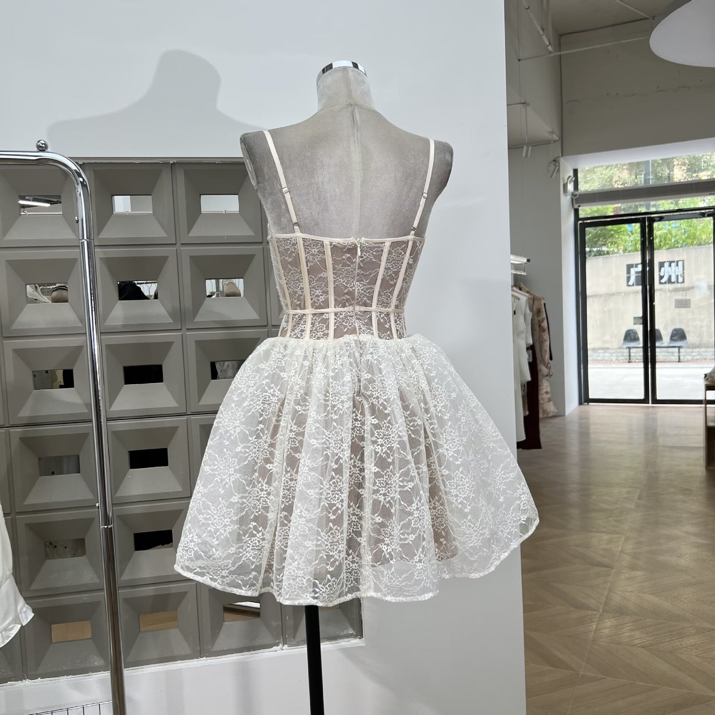 Robe d'anniversaire courte en dentelle, coupe trapèze, robe de bal formelle courte, J5700