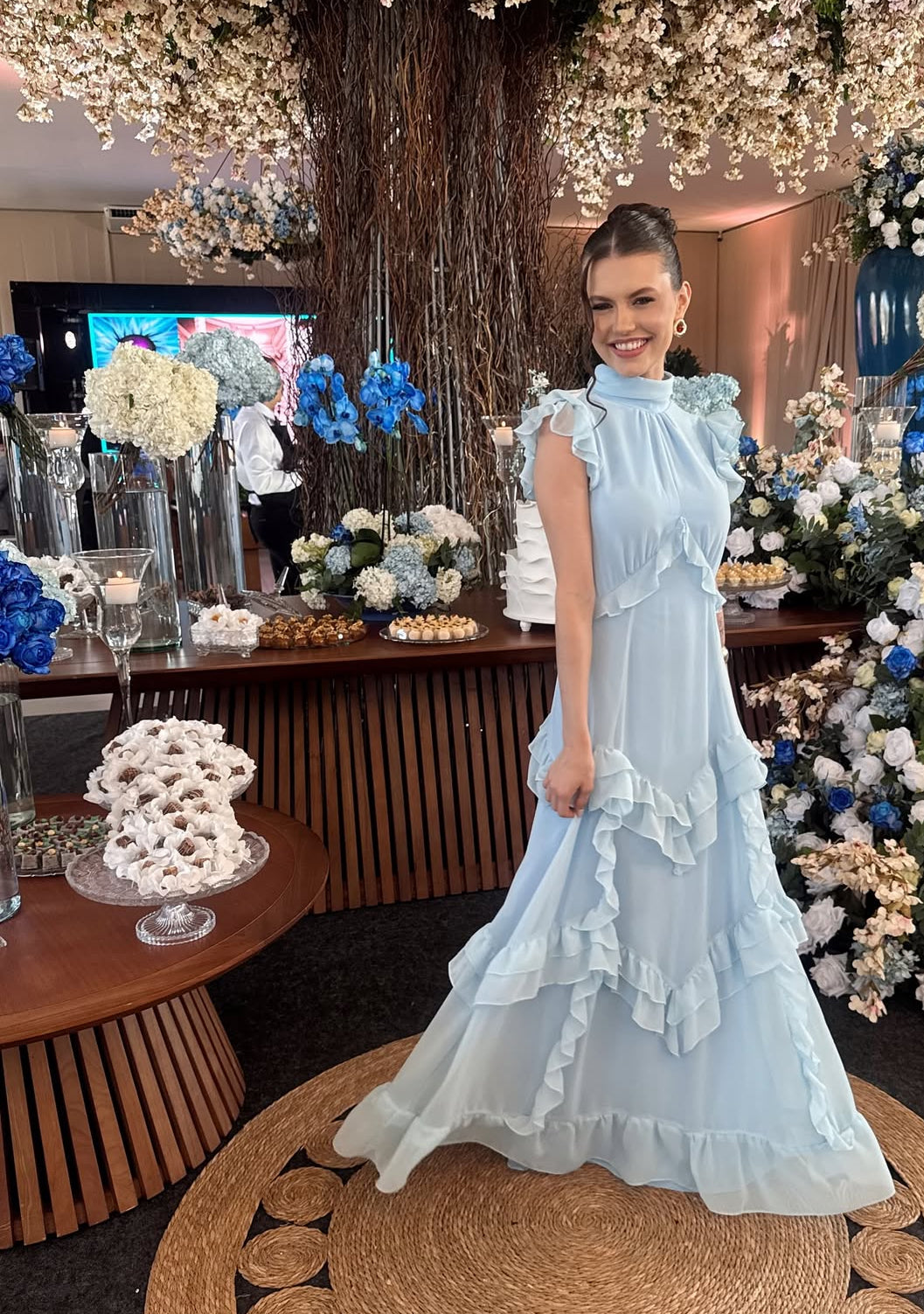 Robe de bal longue bleue modeste à volants, coupe trapèze, pour invitée de mariage, J8715