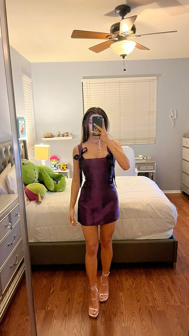 Etuikleid Lila Satin Schleife Homecoming Kleid Mini Partykleid J8331