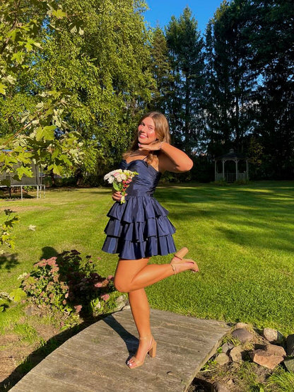 Trägerloses silbernes Vintage-Abendkleid, A-Linie, Geburtstagskleid J9370