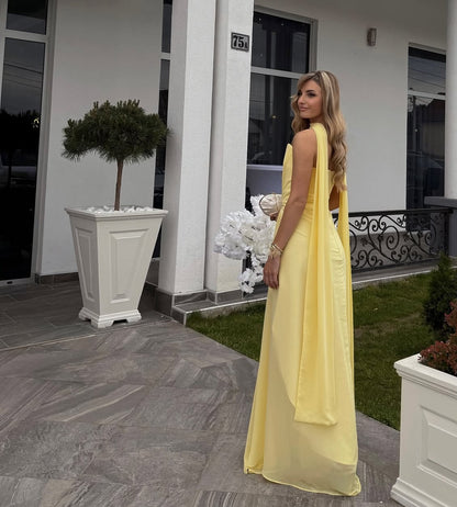 V-Ausschnitt A-Linie Gelbes Hochzeitsgastkleid Formelles Partykleid J7037