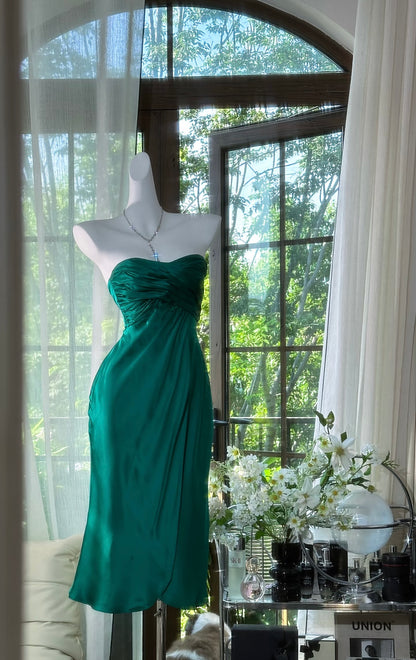 Grünes Etuikleid mit Herzausschnitt, Geburtstagskleid, formelles Partykleid J7653