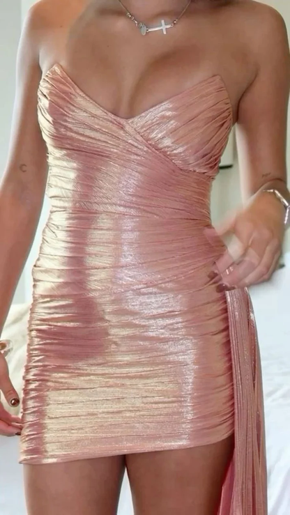 Rosa Trägerloses Satin Plissee Homecoming Kleid Kurzes Geburtstags-Outfits Cocktailkleid J8019