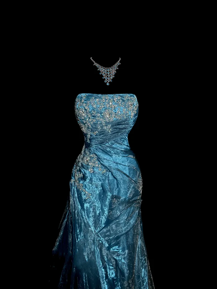 Vintage Mermaid Blue Long Prom Dress Strapless Tulle Gown J8861