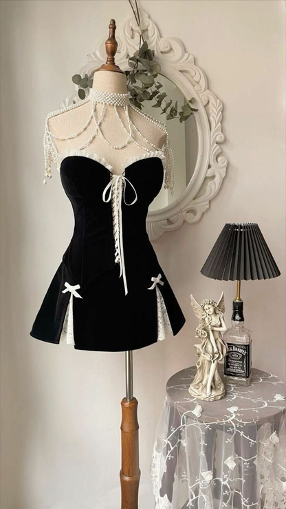 A Line Strapless Black Homecoming Dress With Bowknot J7549
