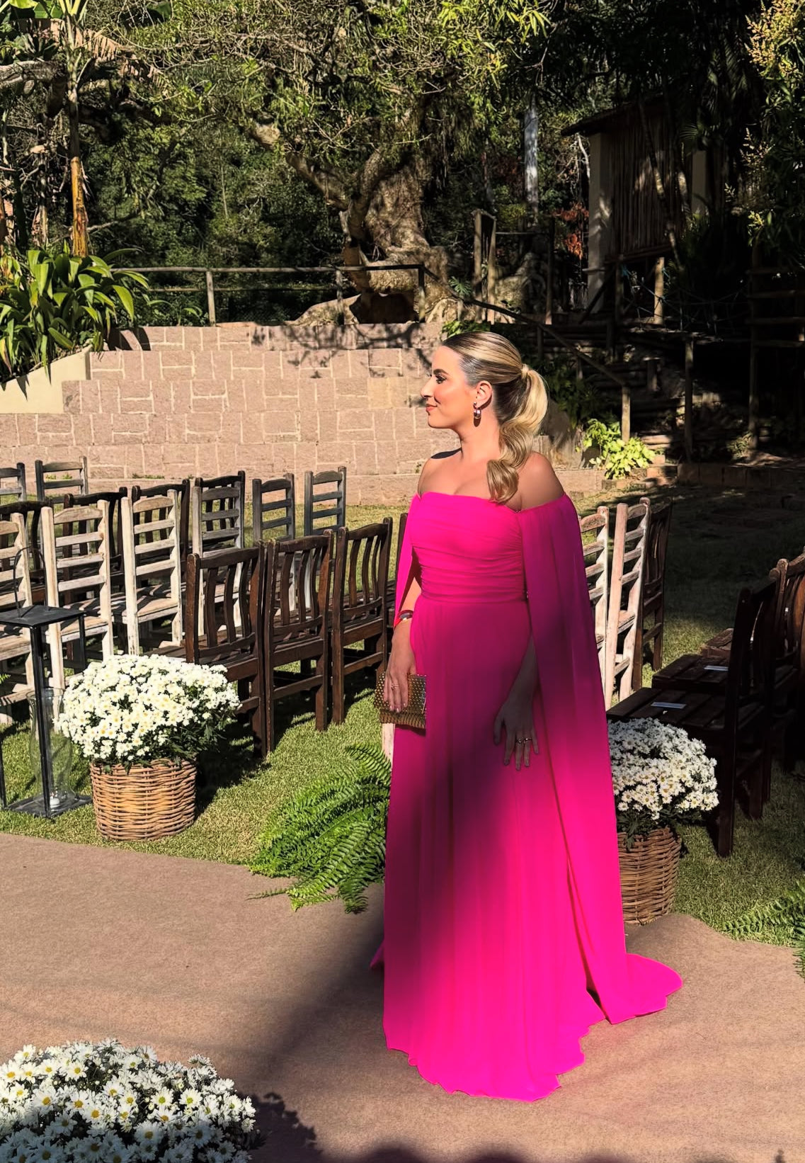 Robe de mariée trapèze rose vif en mousseline de soie J7818