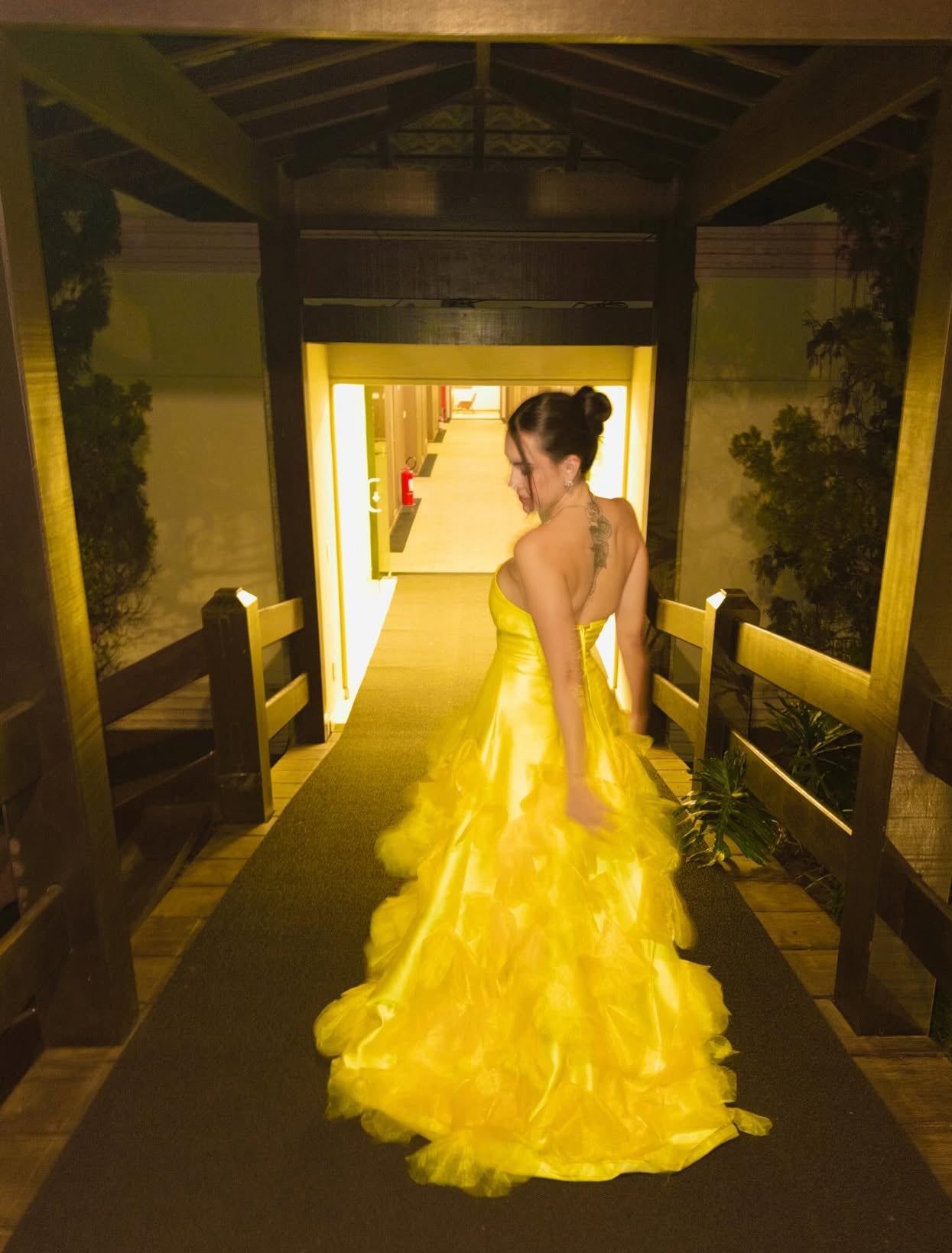 Robe de soirée fourreau noire sexy longue avec fente J8826