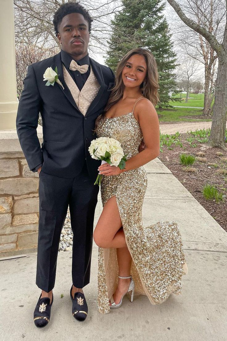 Robe de bal longue sirène à paillettes dorées et fente J2571