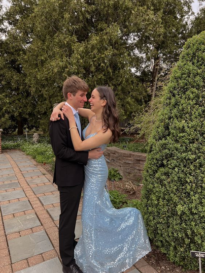 Robe de bal longue sirène bleu clair à paillettes J2568