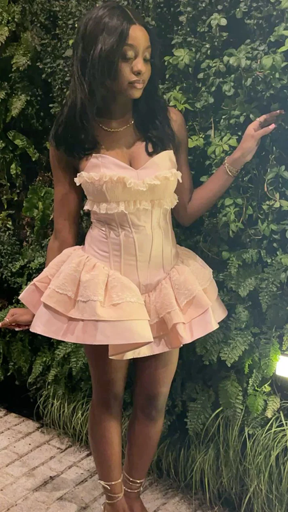 Rosa trägerloses Geburtstagskleid Rosa Homecoming-Kleid Kurzes Partykleid J7128