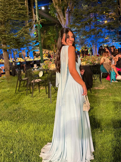 Robe de bal longue bleu clair en mousseline de soie, décolleté en cœur, robe d'invitée de mariage J7923