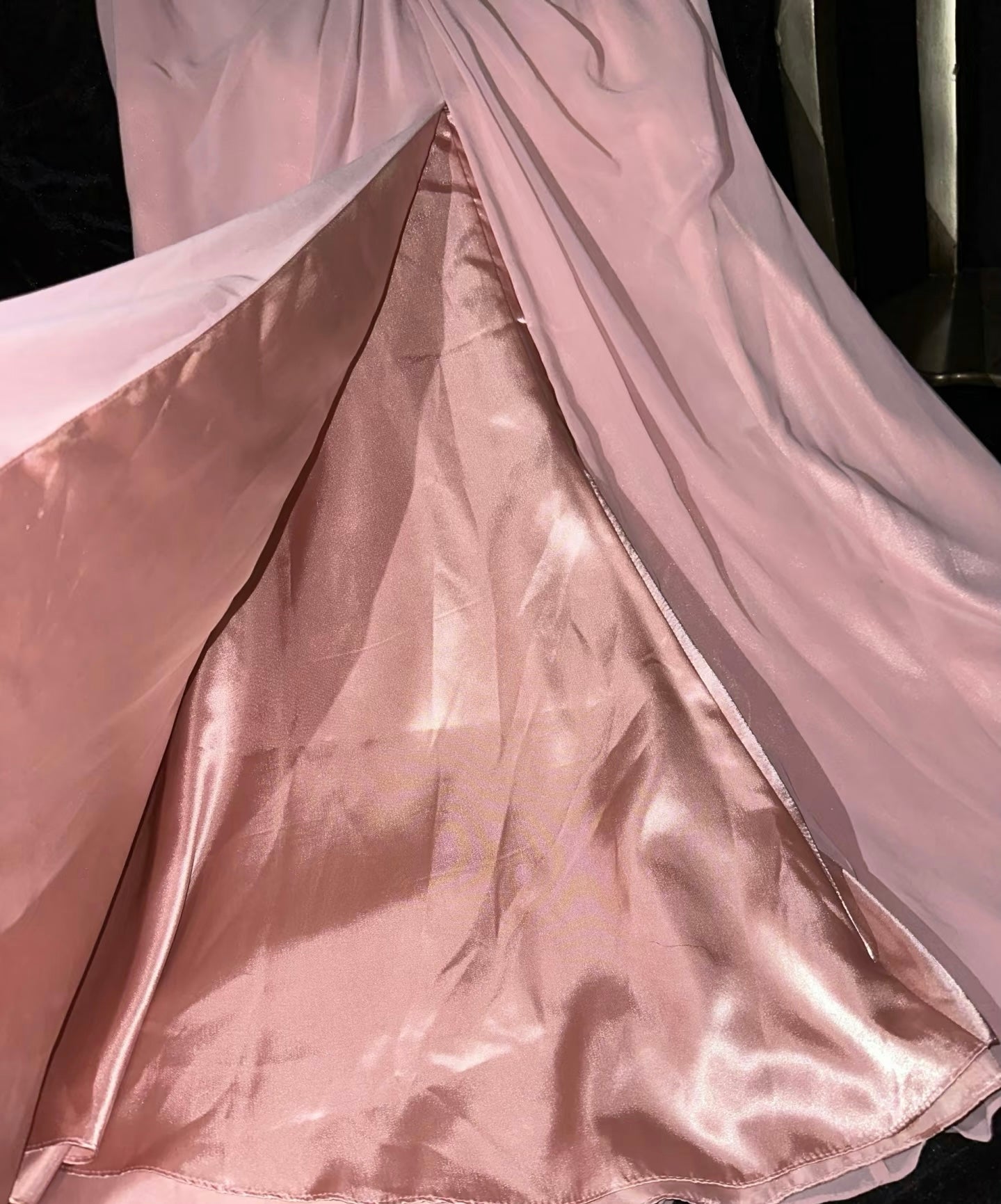 Robe de soirée sirène rose à appliques J7729