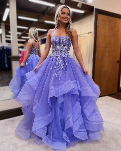 Langes, appliziertes A-Linien-Abendkleid aus lila Tüll, ideal für Geburtstagsfeiern und andere festliche Anlässe (J2894)