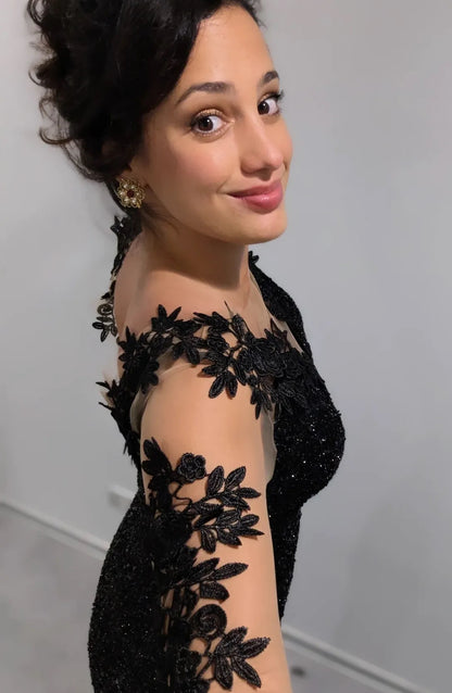 Robe de soirée sirène noire scintillante avec manches appliquées J7850
