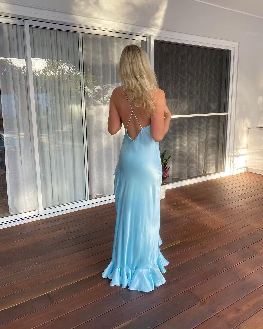 V Neck Blue Mermaid Long Prom Dress J2920