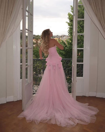 Trägerloses, langes, rosa A-Linien-Ballkleid mit 3D-Blume J2924