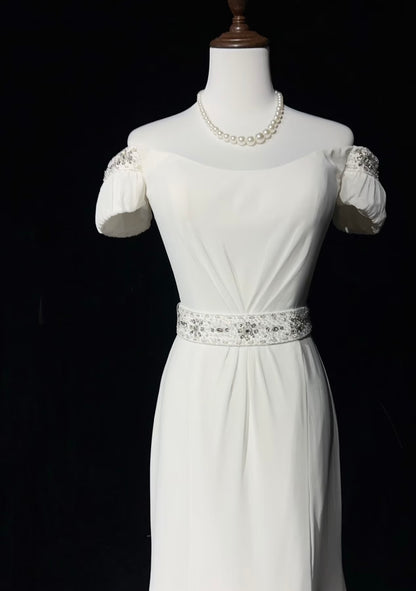 Schulterfreies Meerjungfrau-Brautkleid in Weiß J7978