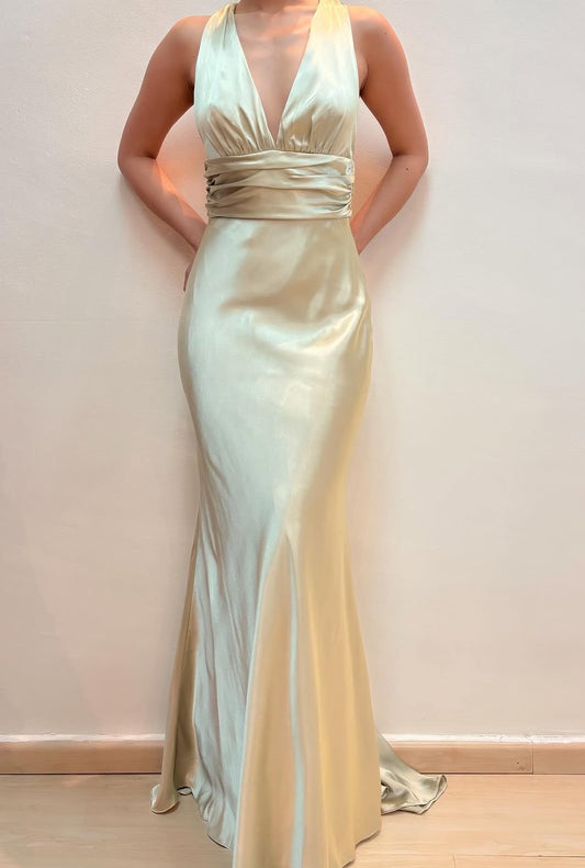 Robe de soirée longue style sirène à col en V J8546