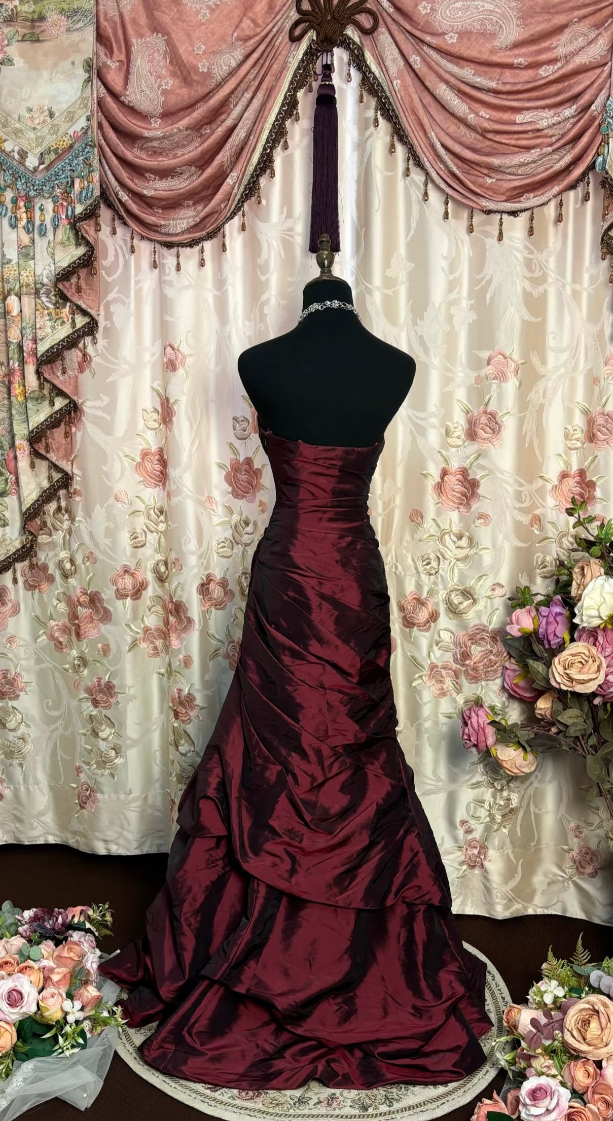 Burgunderrotes Ballkleid mit Herzausschnitt, Vintage-Abendkleid, Partykleid J7732