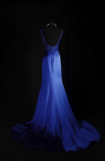 Robe de bal longue et élégante, dos nu, bleu roi, avec perles, J8048