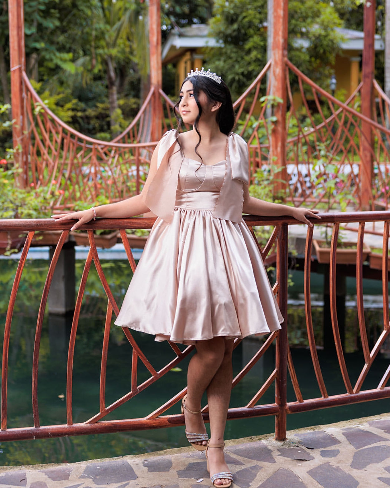 Robe courte en satin rose coupe trapèze pour 15 ans, tenue de soirée J7823