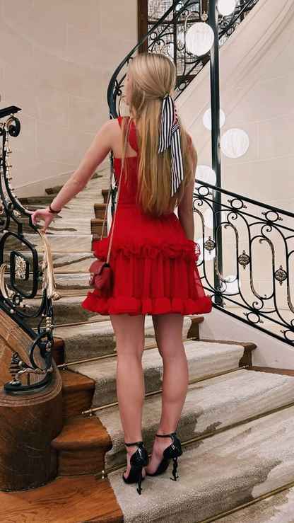 Robe de soirée rouge à bretelles spaghetti et coupe trapèze J7395