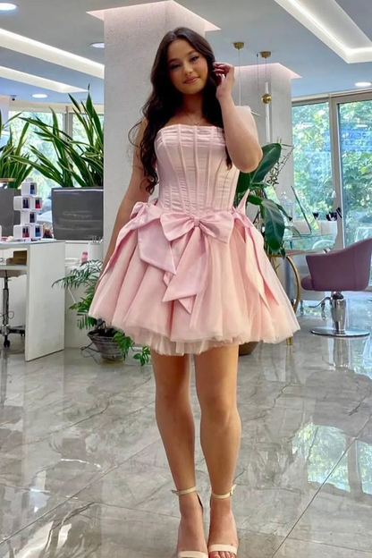 Rosa trägerloses A-Linien-Kurzkorsett-Heimkehrkleid mit Schleife J7209