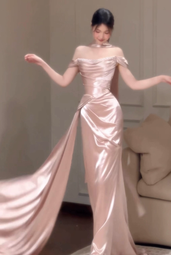 Rosa Satin Langes Abendkleid Schulterfrei Süße Abendkleider J8620