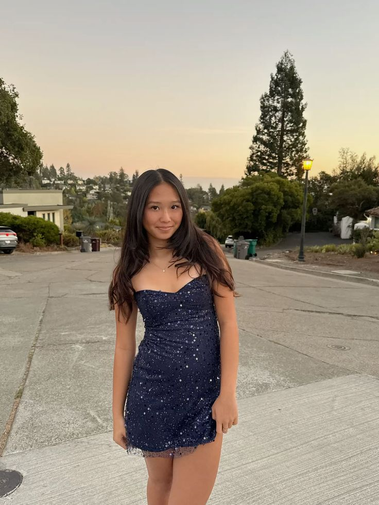 Pailletten Etuikleid Marineblau Mini Homecoming Kleid Glänzendes Geburtstagskleid J8268