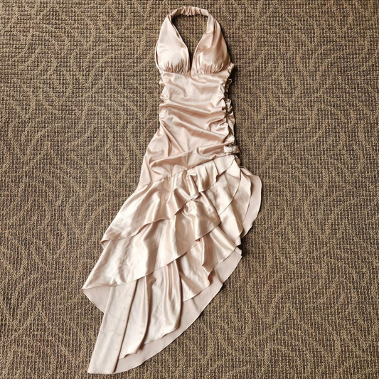 Neckholder Satin Langes Ballkleid Rüschen Formales Partykleid J8481
