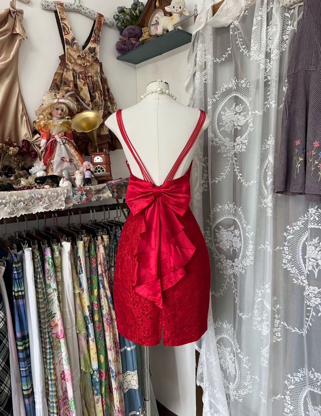 Robe fourreau rouge en dentelle, robe de bal courte avec nœud J8485