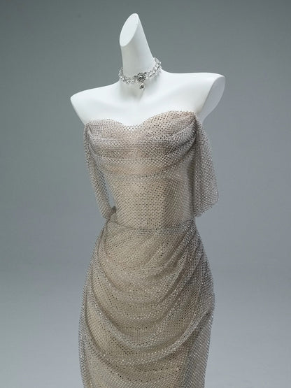 Schulterfreies Meerjungfrau-Ballkleid mit Schlitz J8432