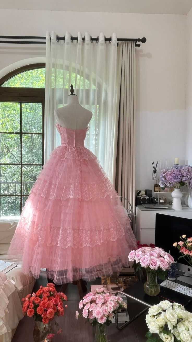 Robe de bal princesse trapèze rose en tulle à col en cœur J8203