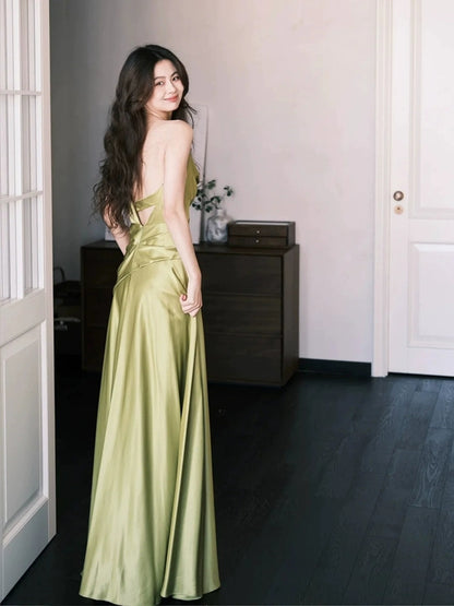 Robe de bal longue en satin vert coupe trapèze, simple, pour demoiselle d'honneur, J8622