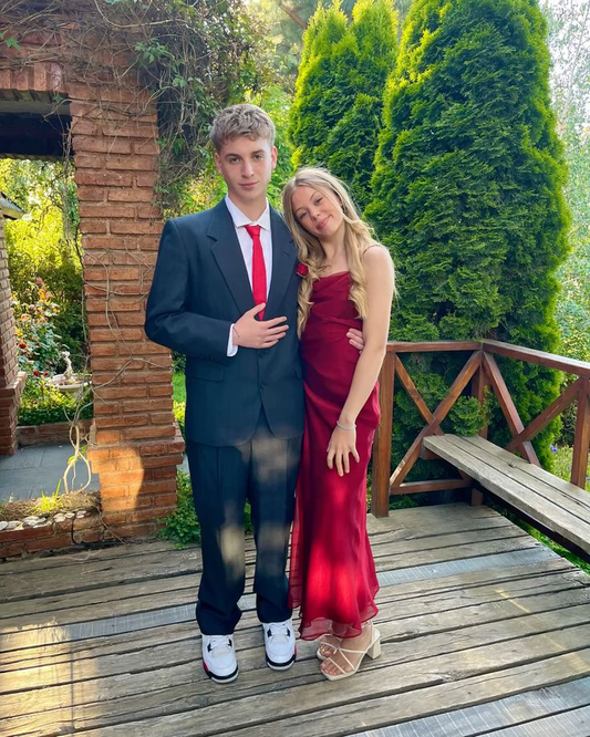 Burgunderrotes Ballkleid mit Spaghettiträgern, formelles Partykleid J5779 