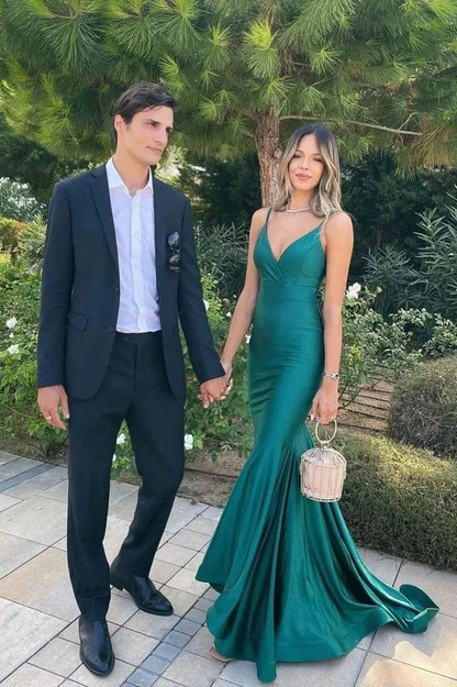Robe de bal longue verte sexy à bretelles spaghetti et style sirène J5859