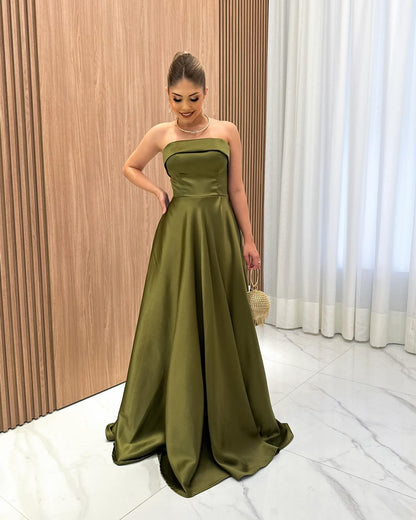 Trägerloses A-Linien-Ballkleid in Grün, formelles Abendkleid J5878