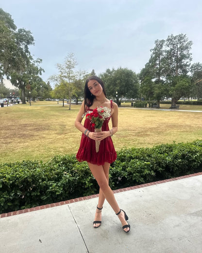 Robe de bal courte en satin rouge coupe trapèze J5914