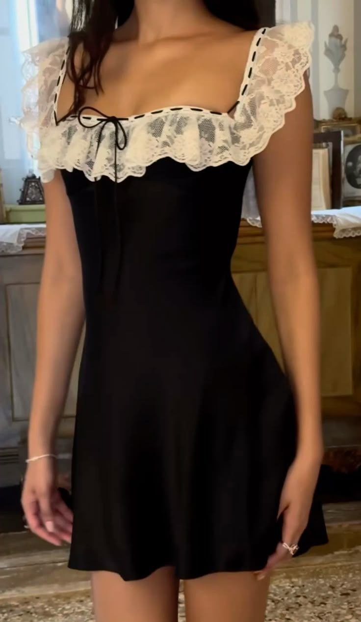 Schwarzes kurzes Ballkleid aus Spitze für die Heimkehr, kurzes Partykleid J7489