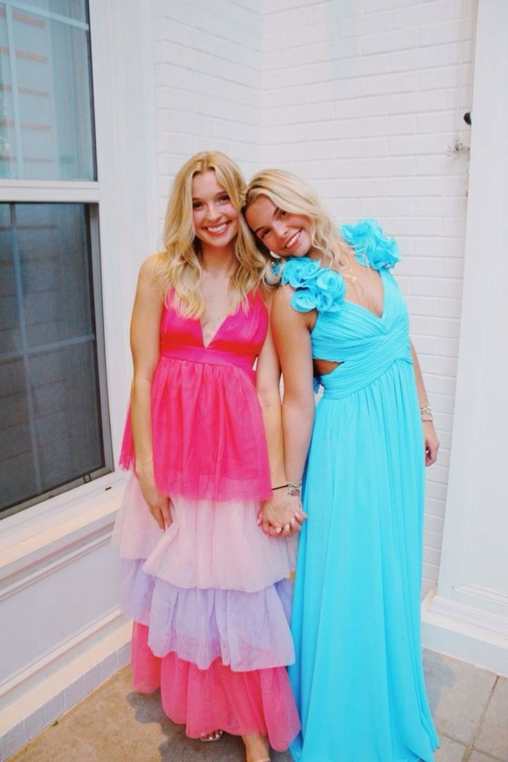 Robe de demoiselle d'honneur longue bleue coupe trapèze J5959