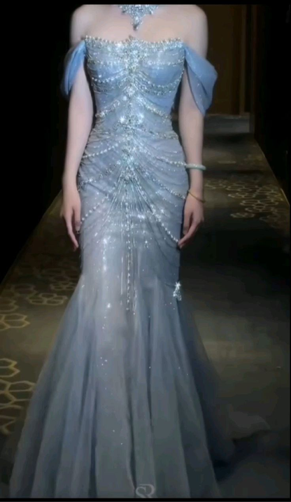 Robe de bal longue sirène sans bretelles en tulle et perles J5965