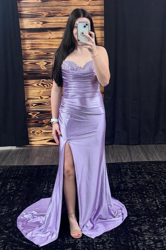 Robe de bal fendue en satin lavande à décolleté en cœur J5968