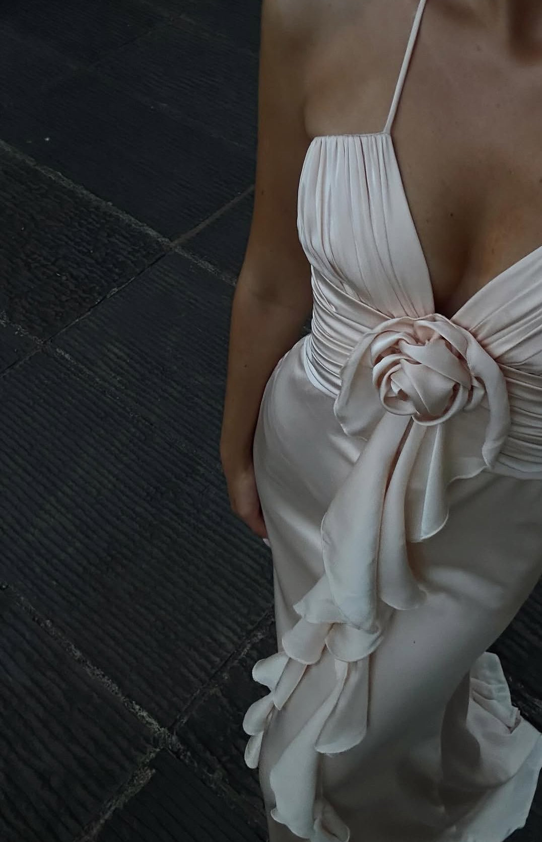 Spaghettiträger Etuikleid Langes Ballkleid Geburtstagskleid mit Rüschen J7851