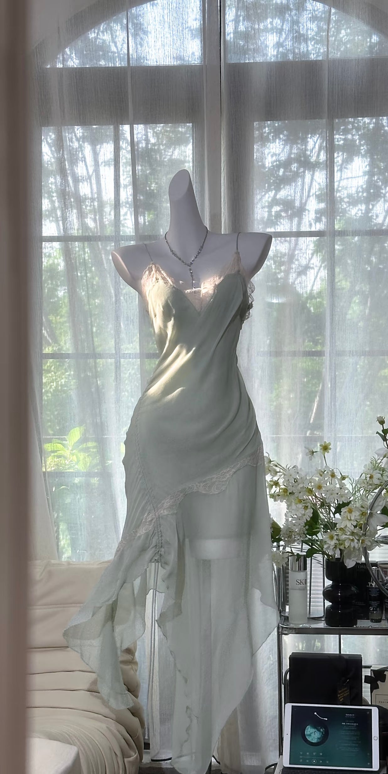 Spaghetti Straps V Neck Prom Dress Sexy Evening Dress With Lace J7648