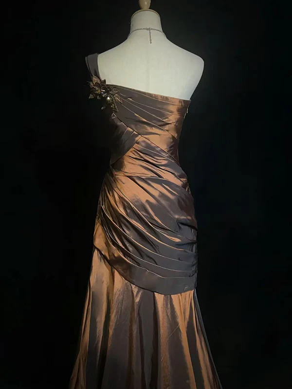 Robe de soirée longue en satin à une épaule et style sirène J7108